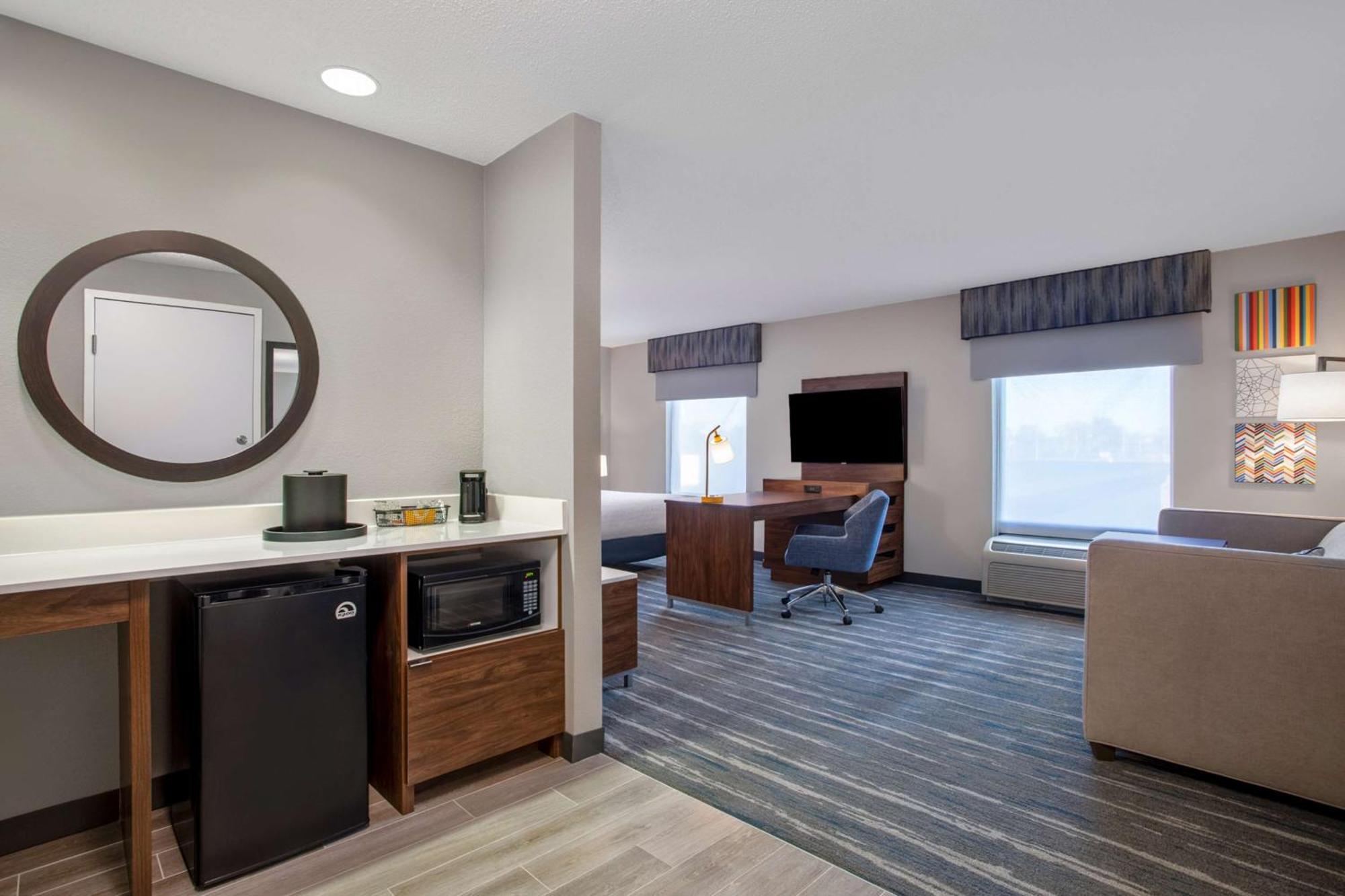 Hampton Inn & Suites Muncie Zewnętrze zdjęcie