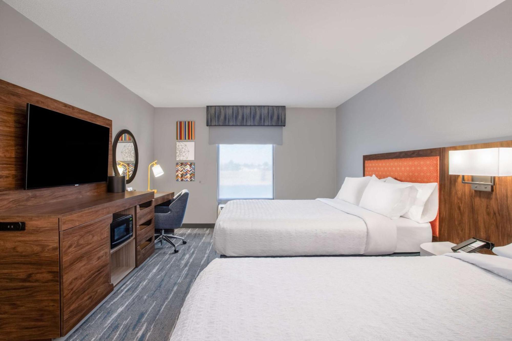 Hampton Inn & Suites Muncie Zewnętrze zdjęcie