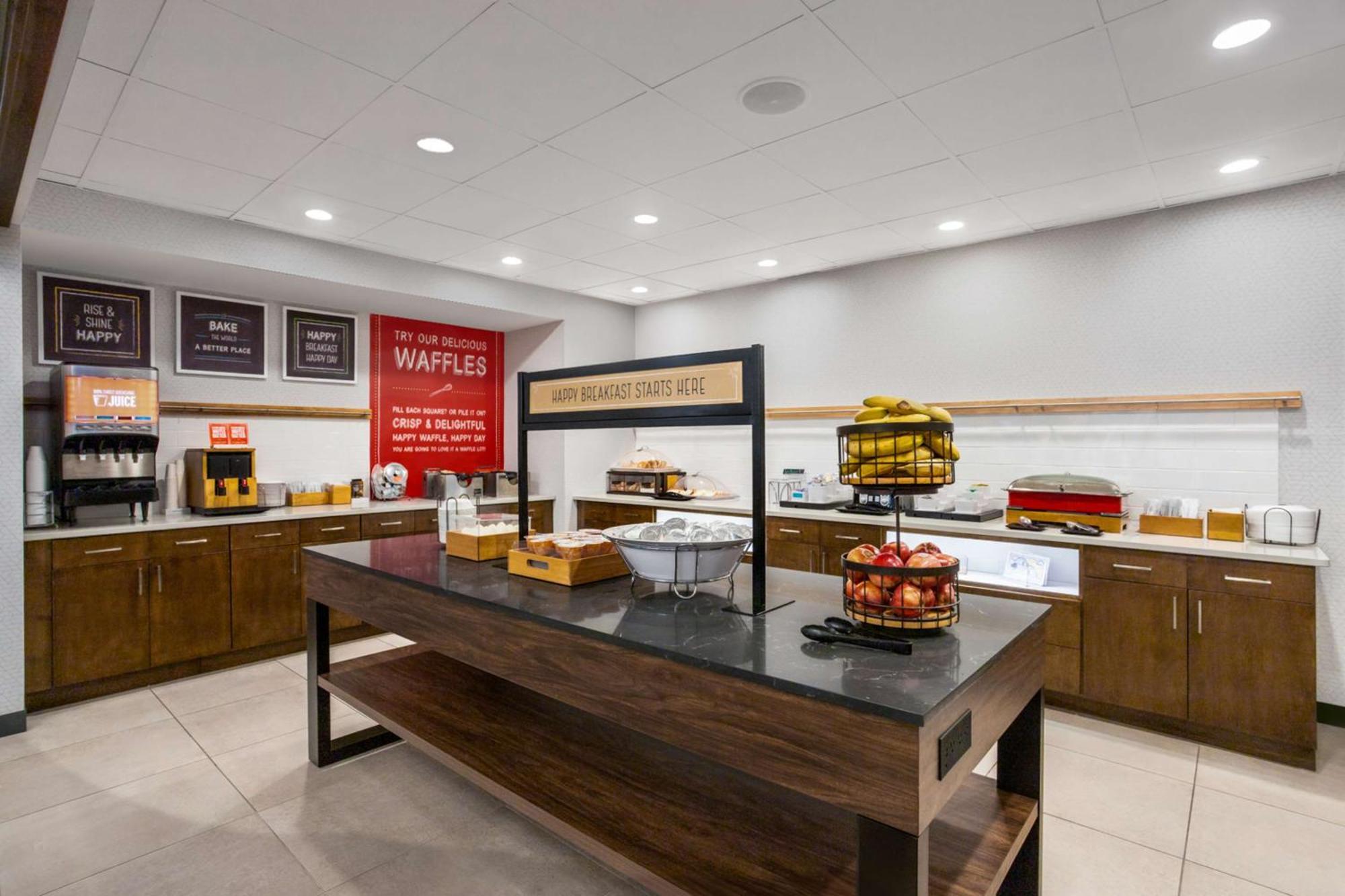 Hampton Inn & Suites Muncie Zewnętrze zdjęcie